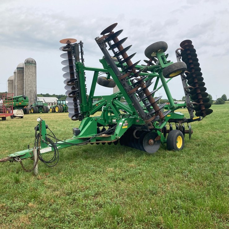 2015 JOHN DEERE 2620