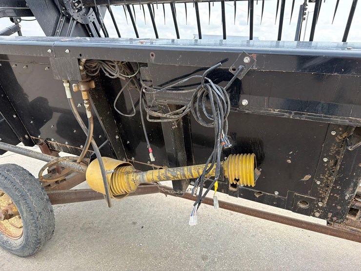 agco-20ft-air-reel-bean-head-w/-cart-image-22