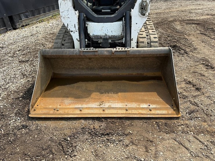 2019-bobcat-t595-image-9