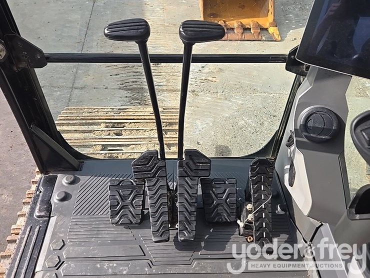 2019-caterpillar-336-image-72