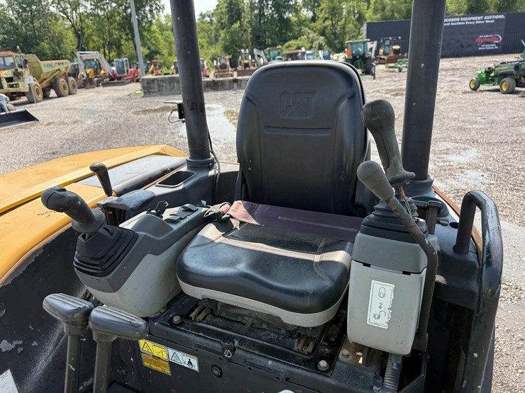 2008-caterpillar-305c-cr-image-18