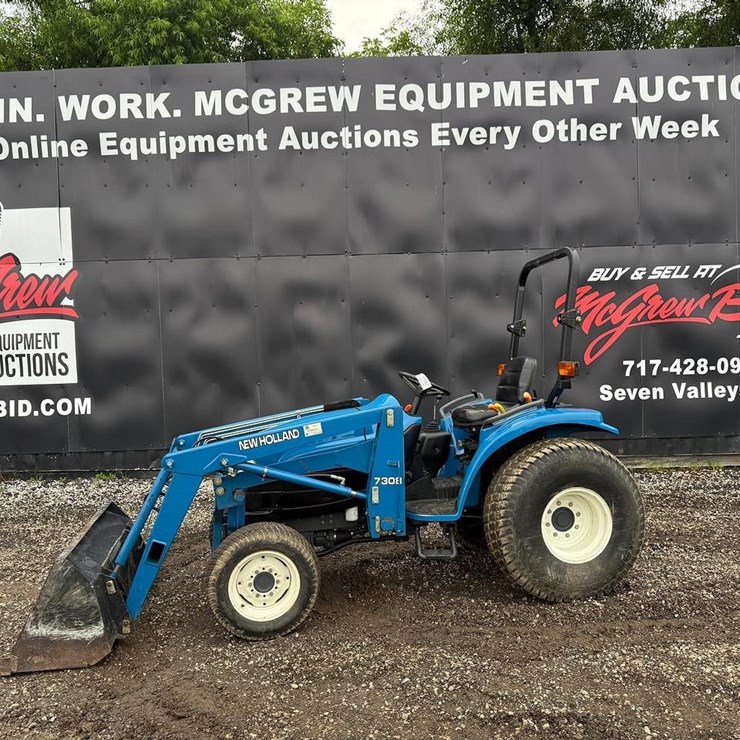NEW HOLLAND TC25D