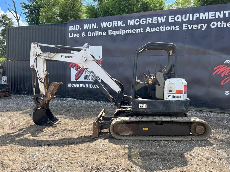 2015-bobcat-e50-image-3