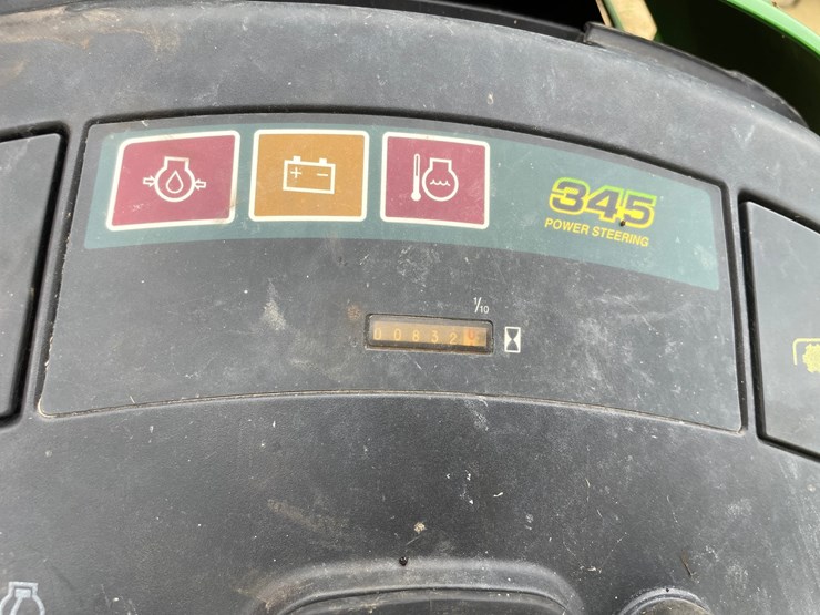 john-deere-345-image-10