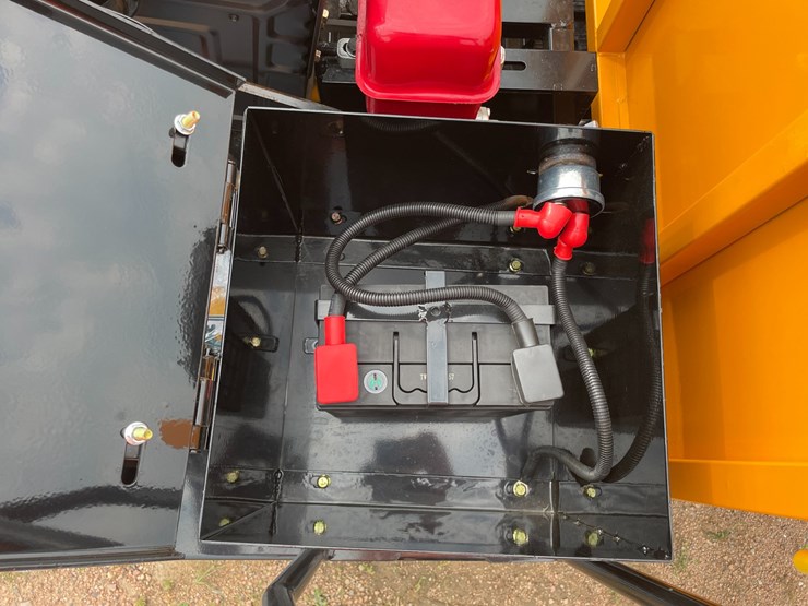 #5626-•-sdlool-j1500-crawler-dumper-with-seat-(mosinee,-wi)-image-14