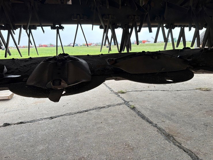 john-deere-945-image-27