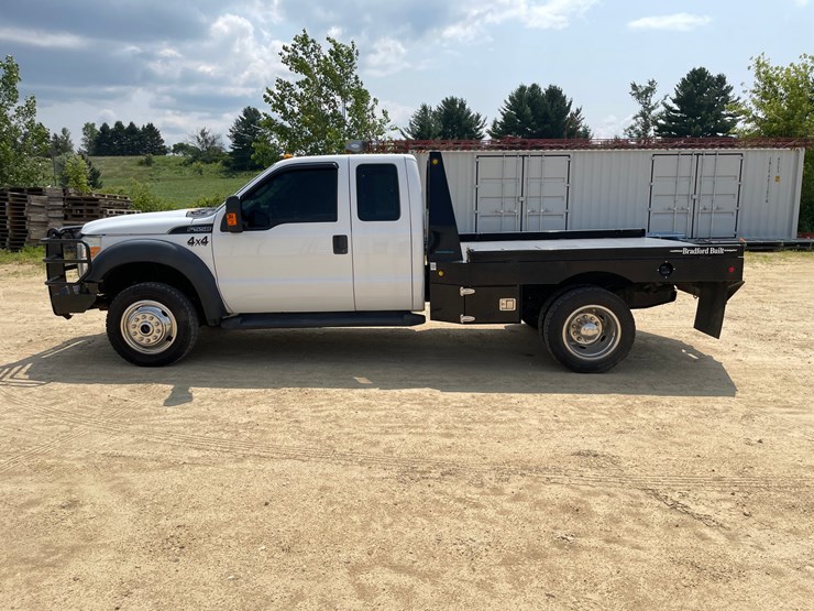 2015-ford-f550-image-8