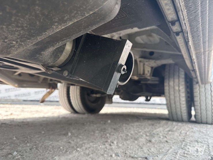 2021-mercedes-benz-sprinter-4500-image-40