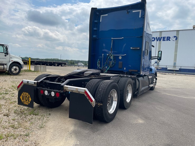 2020-kenworth-t680-image-5