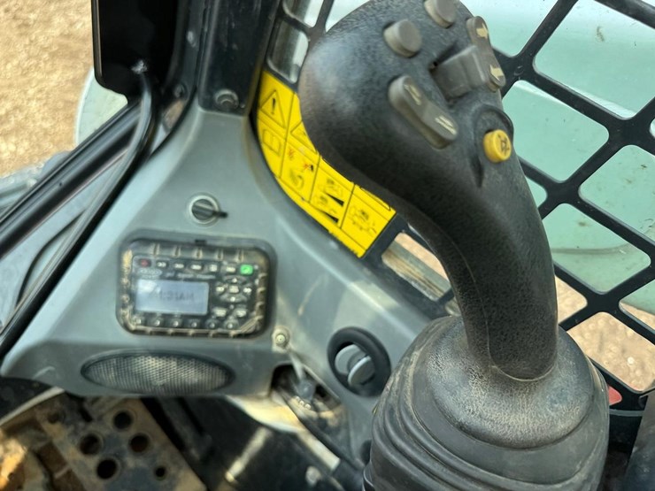 2023-bobcat-t650-image-27