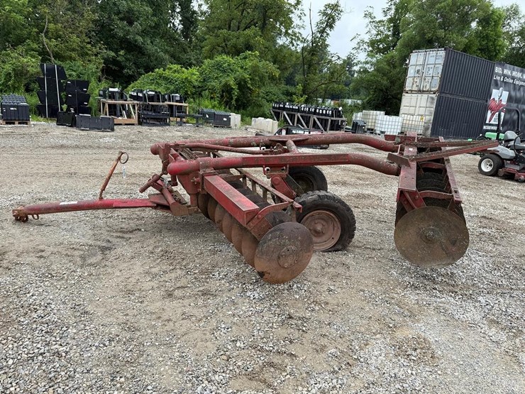 massey-ferguson-30-image-3