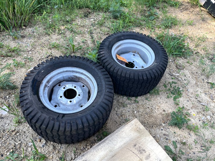 #3591-•-(2)-carlisle-tires-and-rims-image-2