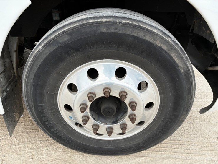 2020-kenworth-t270-image-12