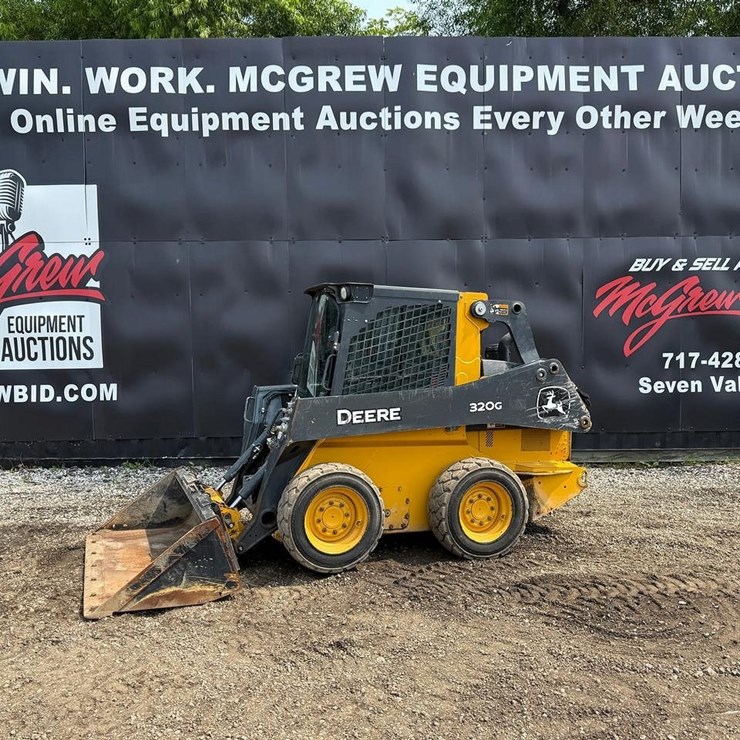 2024 DEERE 320G