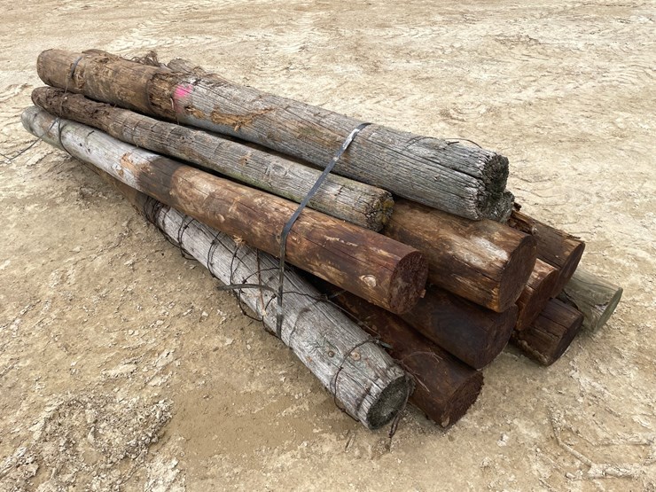 #3615-•-bundle-of-used-round-posts-image-3