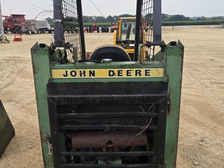 john-deere-90-image-6