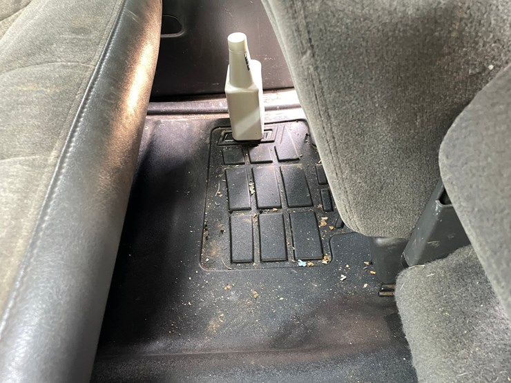 2003-chevrolet-silverado-2500hd-image-90