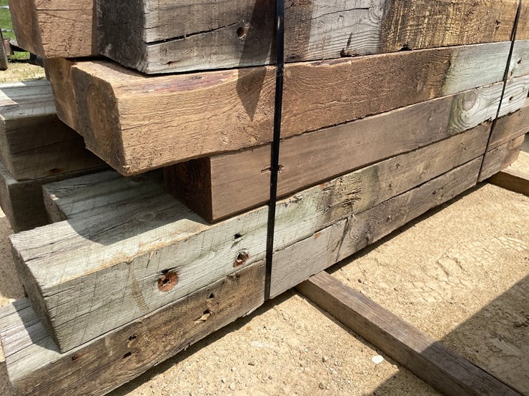 #3609-•-bundle-of-used-guard-rail-posts-image-10