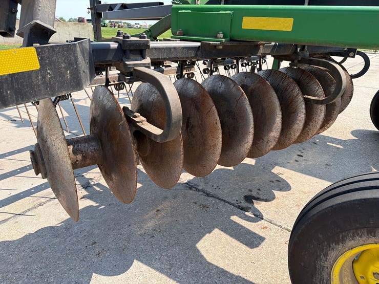 john-deere-637-image-27