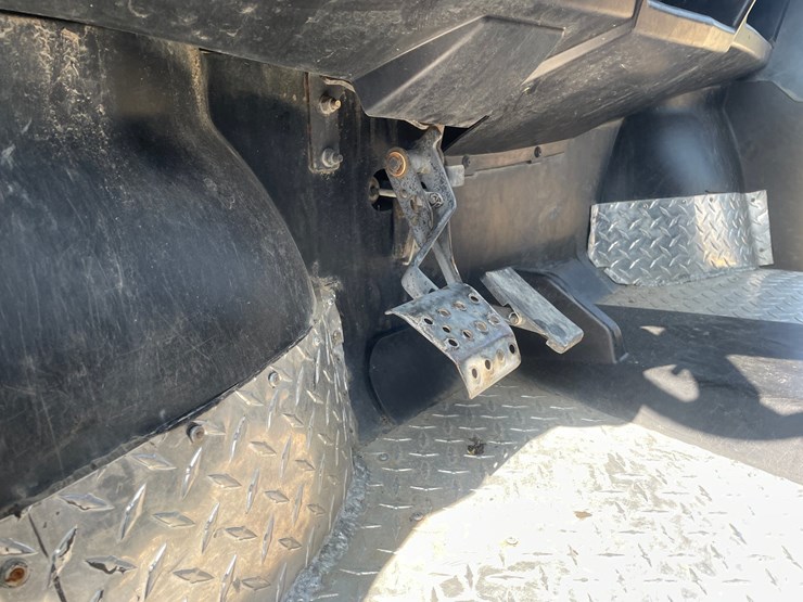 2010-polaris-ranger-800-crew-image-48
