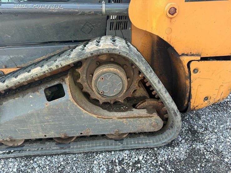 2013-case-tr270-image-18