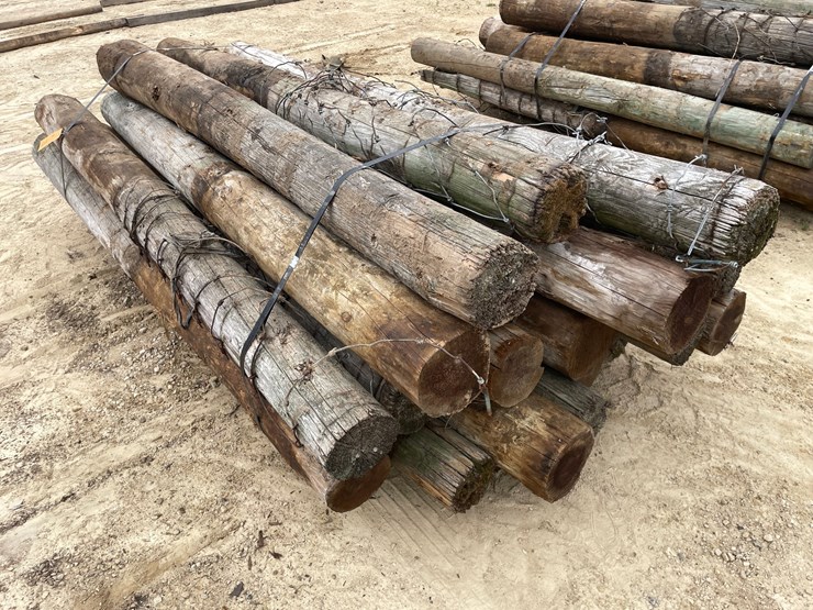 #3618-•-bundle-of-used-round-posts-image-1