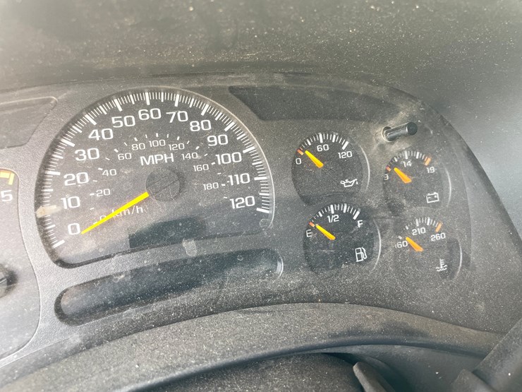 2003-chevrolet-silverado-2500hd-image-62