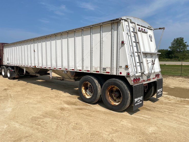 2011-merritt-42'-hopper-image-2