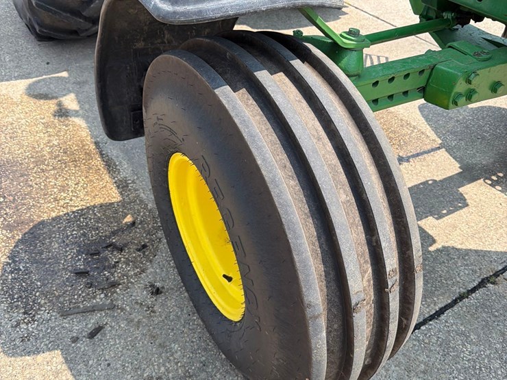 john-deere-4450-image-23