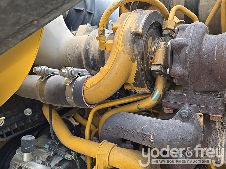2014-deere-310sk-image-46