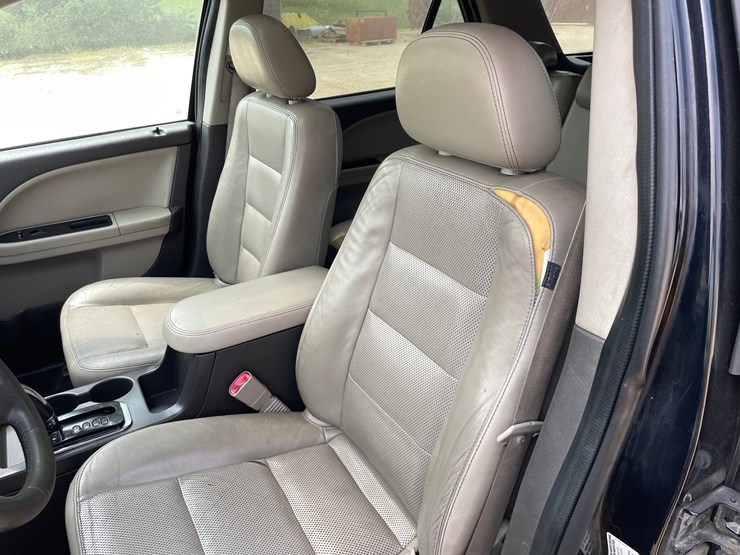 2008-ford-taurus-x-image-37