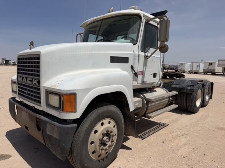 2005-mack-chn613-image-1