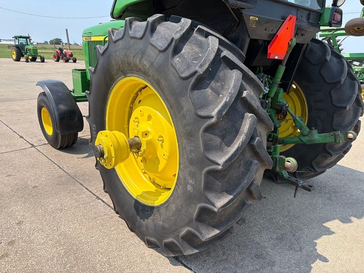 john-deere-4450-image-6