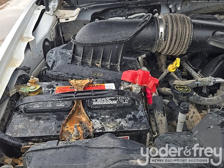 2017-ford-f550-image-24