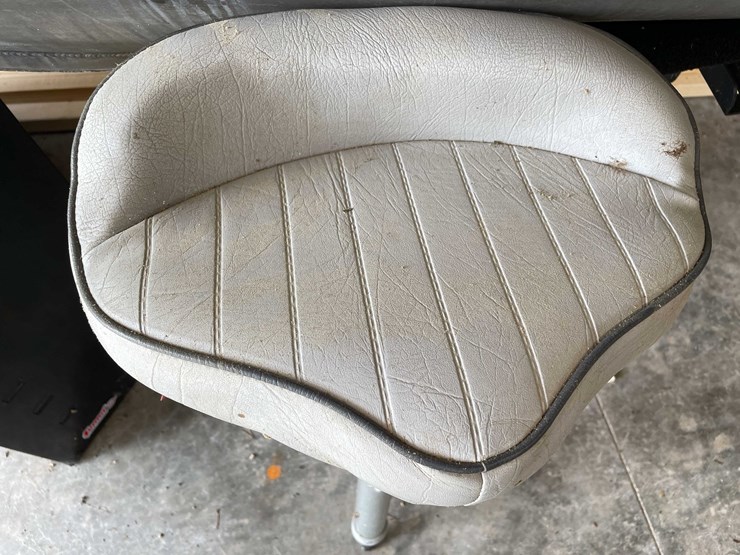 #5736-•-outdoor-world-marine-boat-seat-image-2