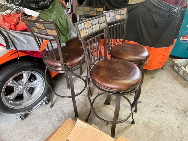 #5740-•-(4)-bar-stools-image-3