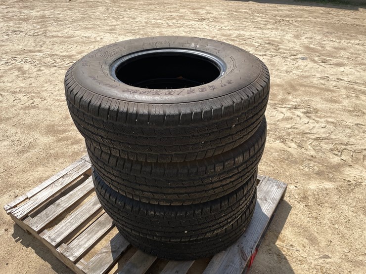 #3585-•-(4)-provider-st-radial-trailer-tires-image-1