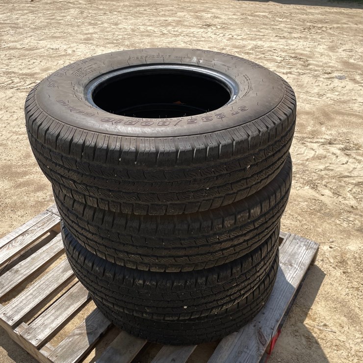 #3585 • (4) Provider St Radial Trailer Tires