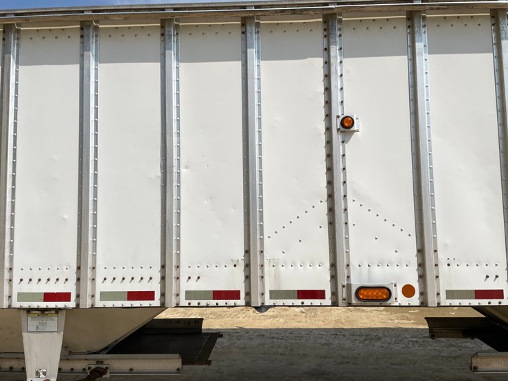 2011-merritt-42'-hopper-image-19