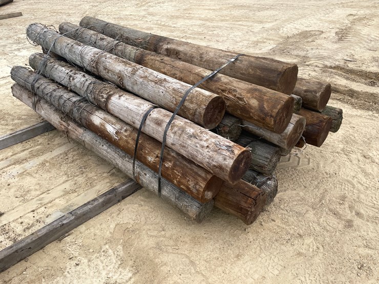 #3618-•-bundle-of-used-round-posts-image-3
