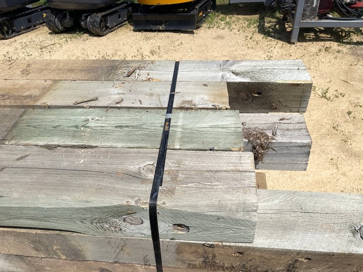 #3593-•-bundle-of-used-guard-rail-posts-image-6