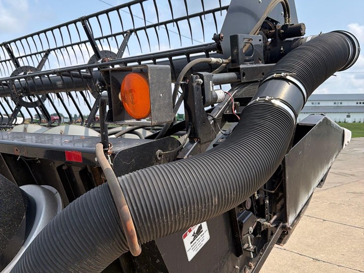 agco-20ft-air-reel-bean-head-w/-cart-image-18