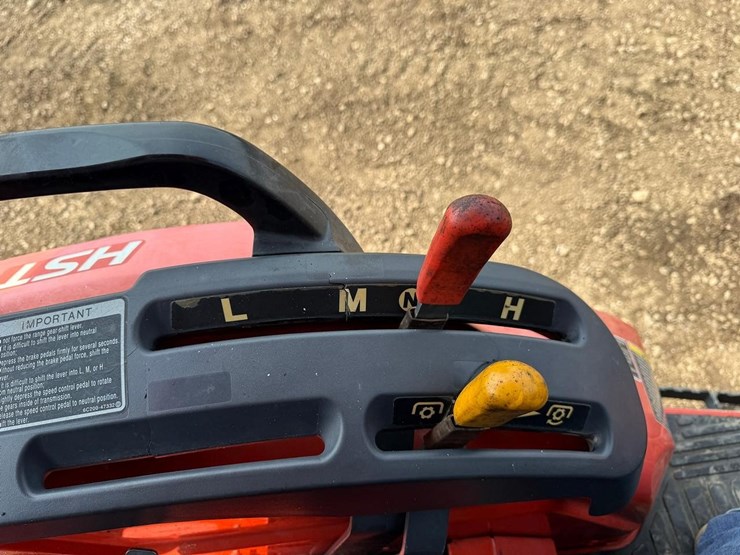 2022-kubota-b26-image-27