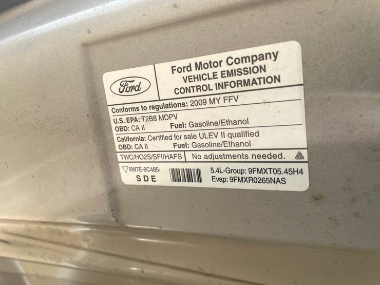 2009-ford-e350-image-96