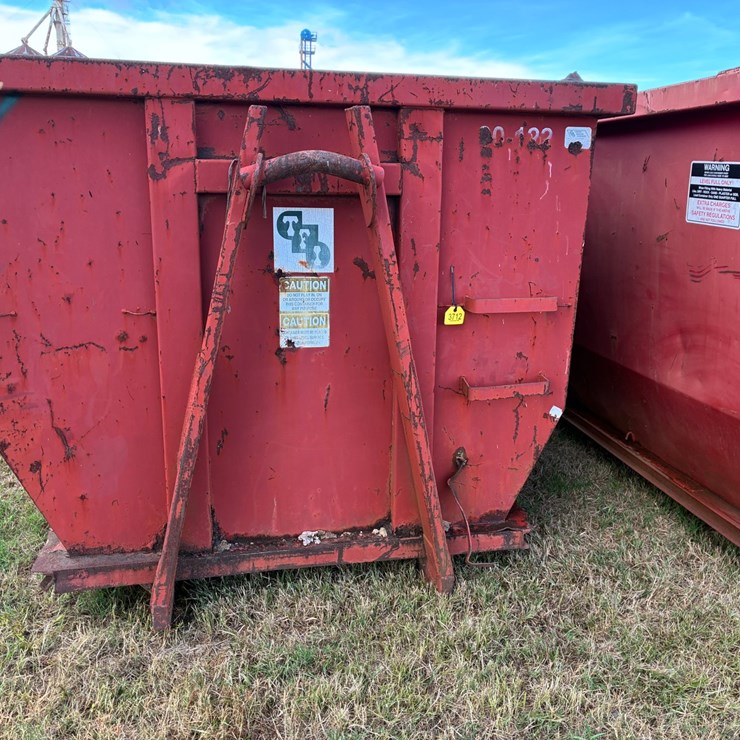 #3712 • 30 yard hook dumpster