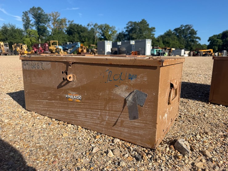 #3512-•-knaack-tool-box-image-2