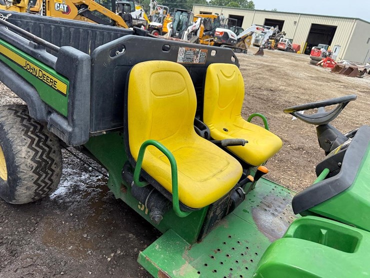 2014-john-deere-gator-tx-image-10