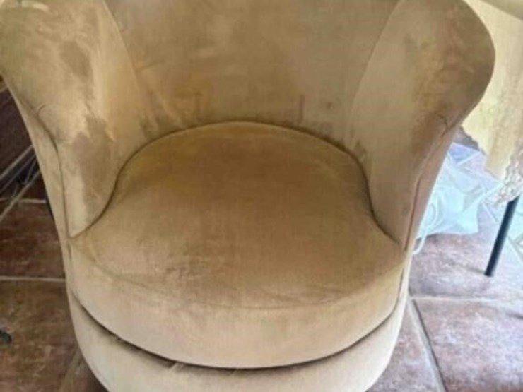 swivel-accent-chir-image-1