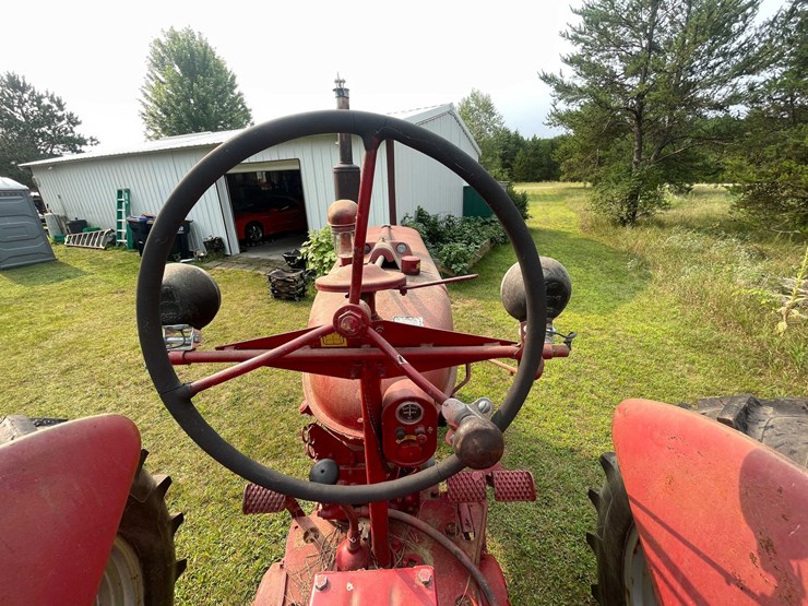 #5700-•-1947-mccormick-farmall-international-harvester-image-19