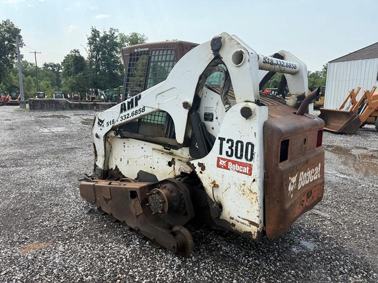 bobcat-t300-image-2